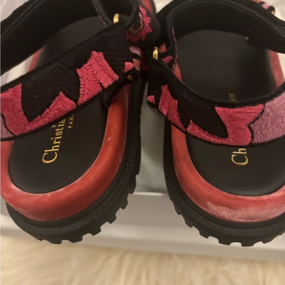 Dior sandals NIB - Picture 2 of 4